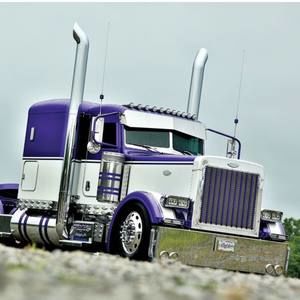 Meet your Posher, Leon